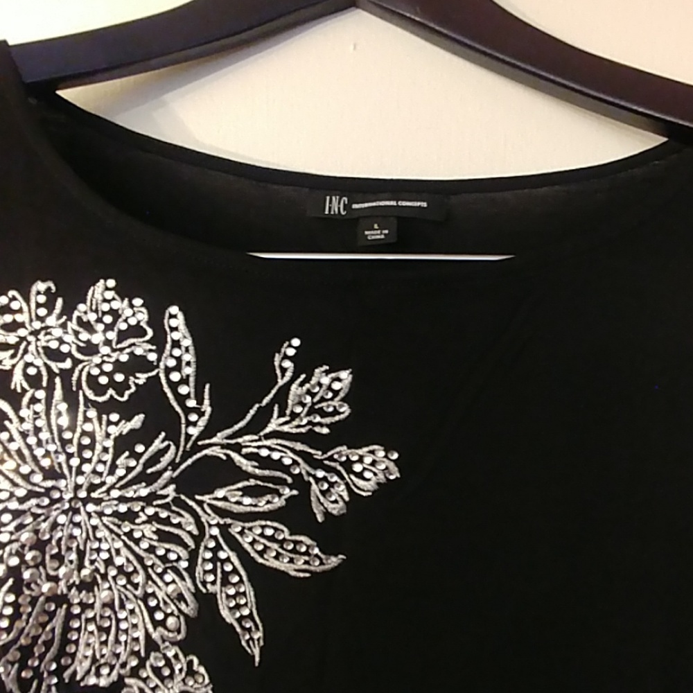 Top - Picture 3 of 4